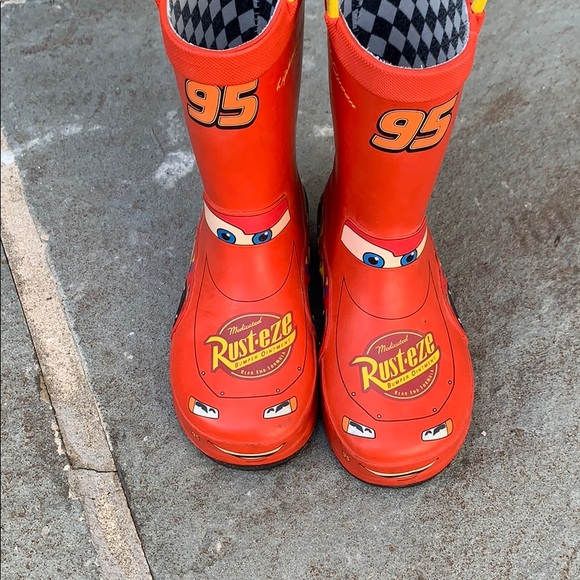lightning mcqueen rain boots